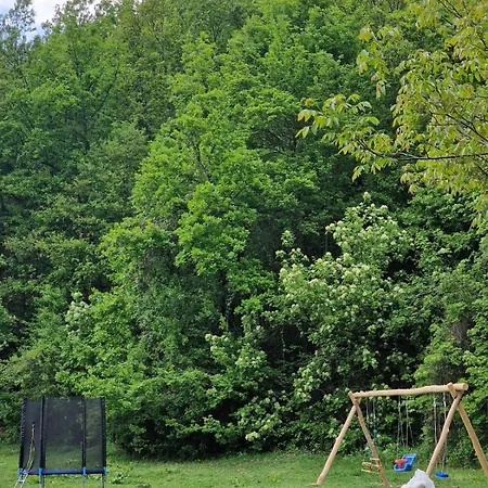 بيت للعطل Domacinstvo Ristovic