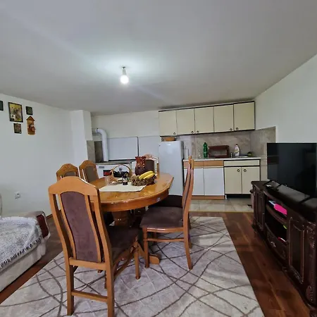 Domacinstvo Ristovic